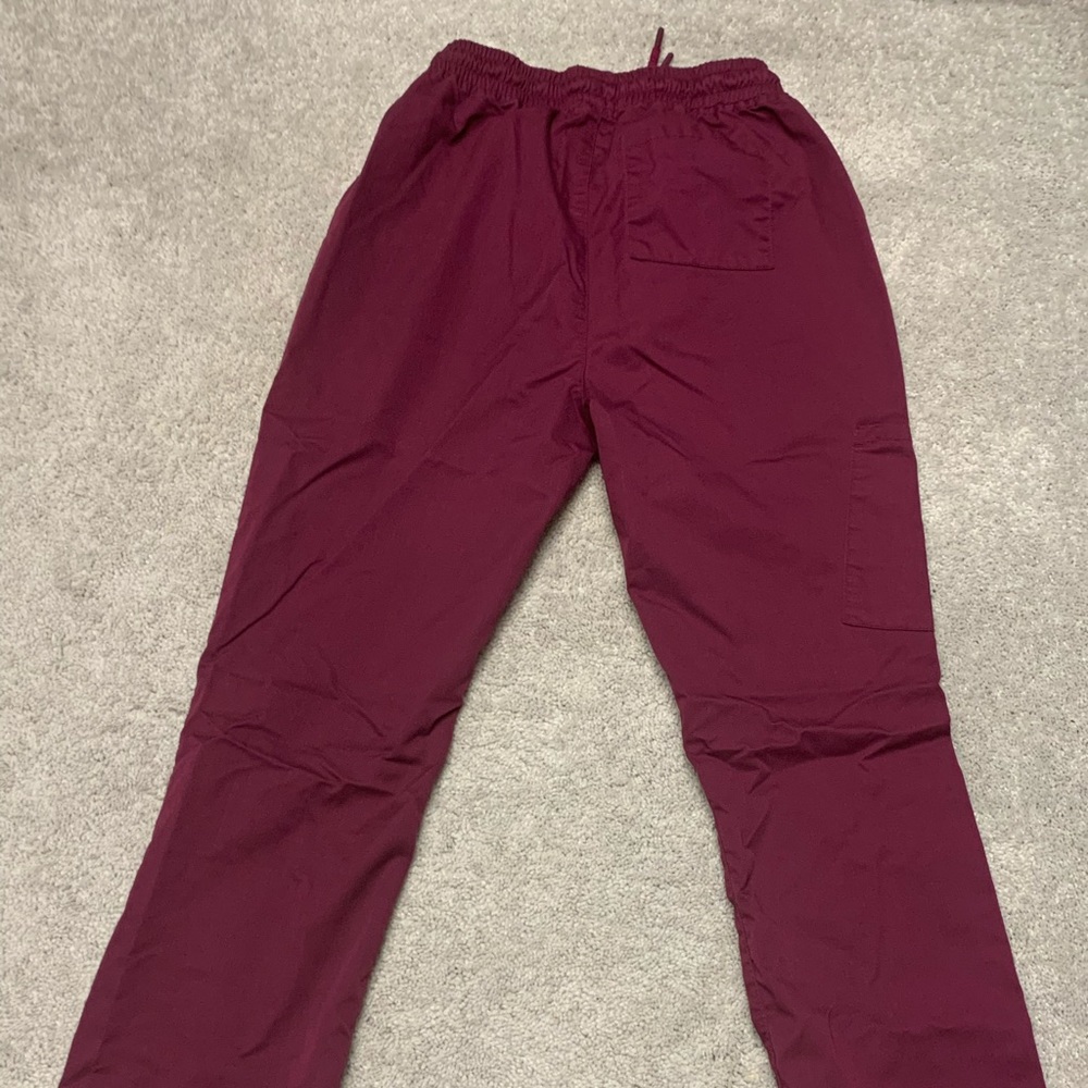 Women’s essential drawstring pant small tall